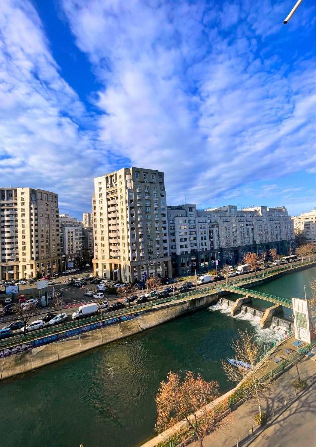 River View - Old * Bucureşti